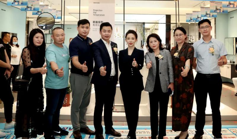 浪鯨衛(wèi)浴總裁明星雙簽售大慶站攜手&ldquo;九球天后&rdquo;潘曉婷盛勢舉行